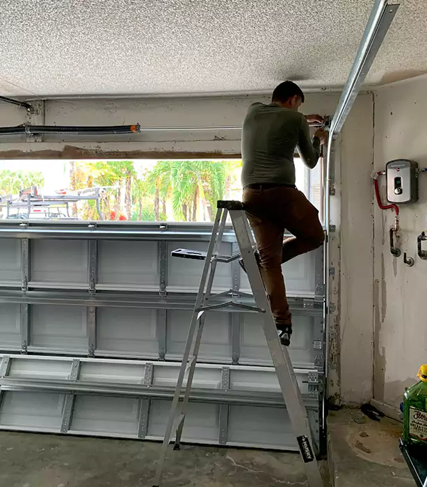 24 Hour Emergency Garage Door Repair in Las Vegas, NV